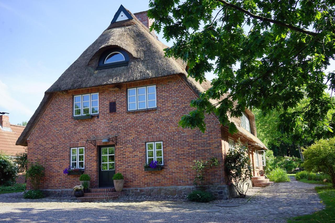 Ferienwohnung Haus auf dem Berg Westensee Exterior foto
