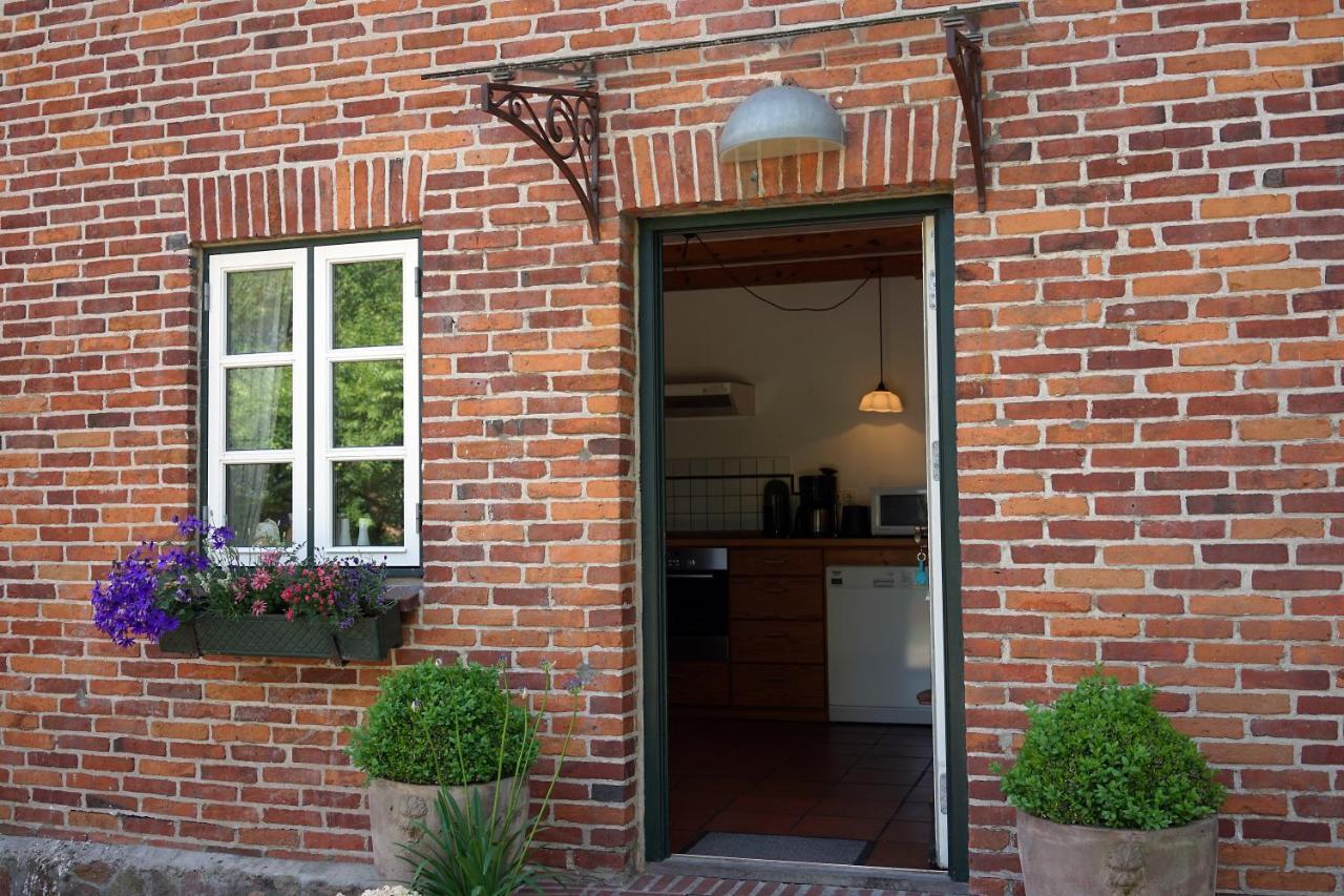 Ferienwohnung Haus auf dem Berg Westensee Exterior foto